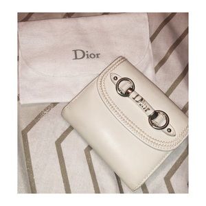 Dior wallet (Authentic)